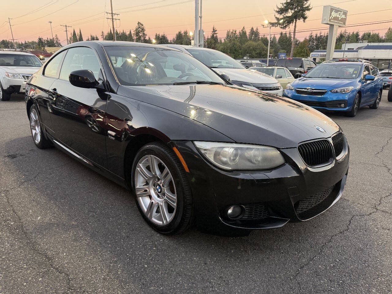 Used 2013 BMW 335i xDrive Coupe AWD/4WD image 3
