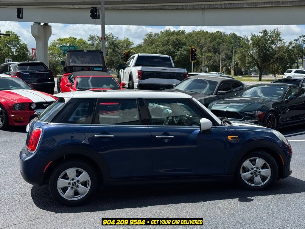 Used 2015 MINI Cooper 4-Door Hardtop FWD image 8