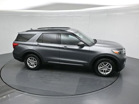 Certified 2022 Ford Explorer XLT w/ Class IV Trailer Tow Package image 55