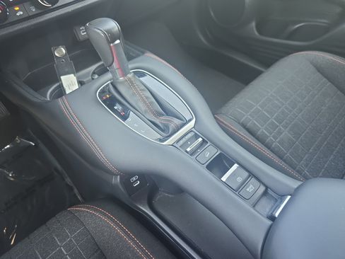 Certified 2024 Honda HR-V Sport image 22
