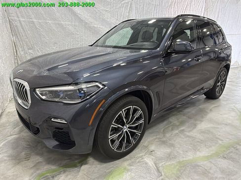 Used 2019 BMW X5 xDrive40i w/ M Sport Package image 1