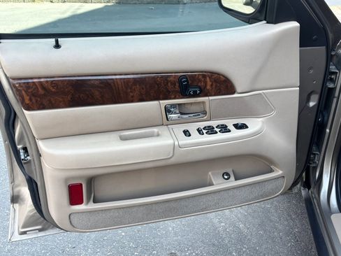 Used 2005 Mercury Grand Marquis GS RWD image 13