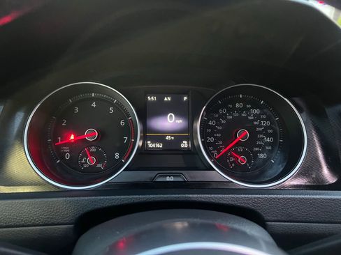 Used 2016 Volkswagen GTI SE image 15