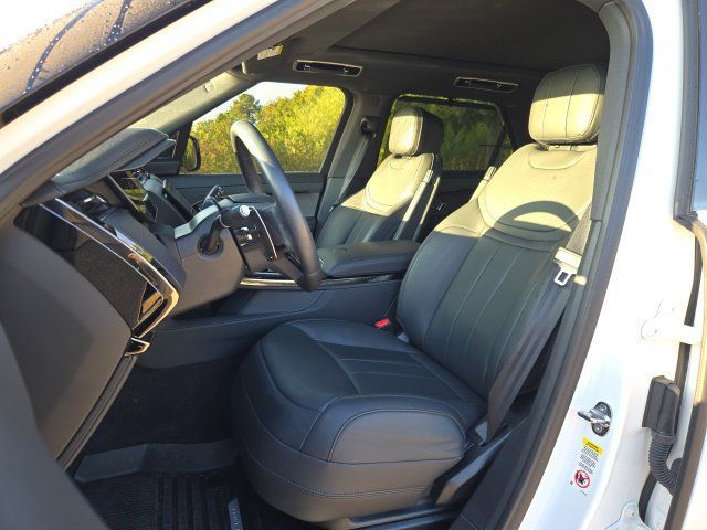 Used 2025 Land Rover Range Rover Sport Dynamic SE AWD/4WD image 14
