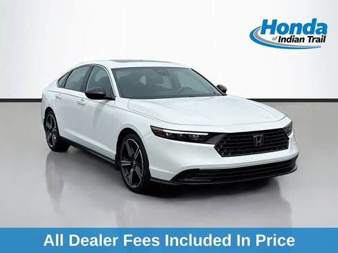 Used 2023 Honda Accord Sport image 1
