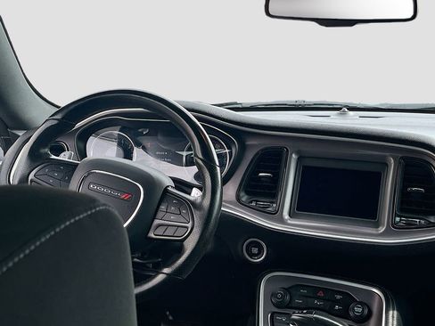 Used 2022 Dodge Challenger GT RWD image 22