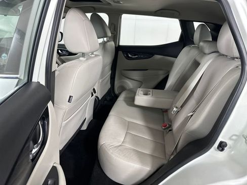 Used 2018 Nissan Rogue Sport SL w/ SL Premium Package image 25