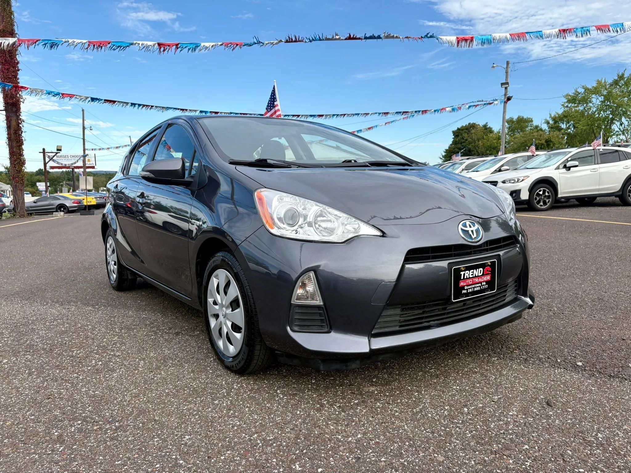 Used 2013 Toyota Prius C Two FWD image 5
