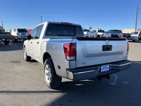 Used 2015 Nissan Titan S image 8