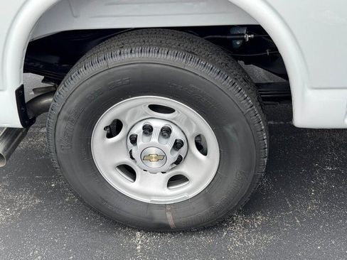 New 2026 Chevrolet Express 2500 w/ Driver Convenience Package RWD image 24