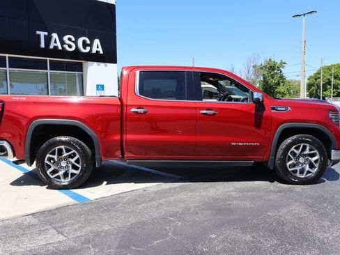 Certified 2023 GMC Sierra 1500 SLT w/ SLT Premium Package image 8