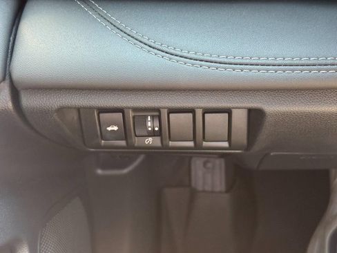 Used 2021 Subaru Legacy Limited AWD/4WD image 25