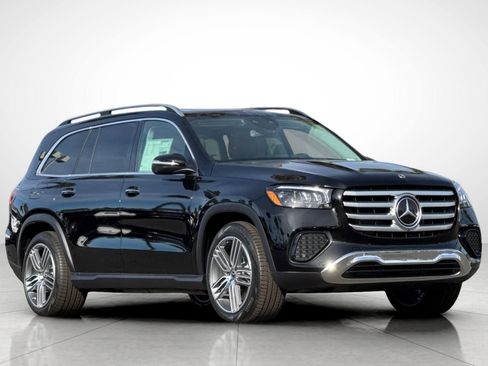 New 2026 Mercedes-Benz GLS 450 4MATIC image 30
