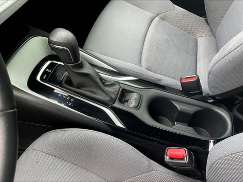 Used 2021 Toyota Corolla SE w/ Carpet Mat Package (TMS) FWD image 18