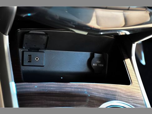 Used 2015 Nissan Altima 2.5 SL w/ Technology Package FWD image 35