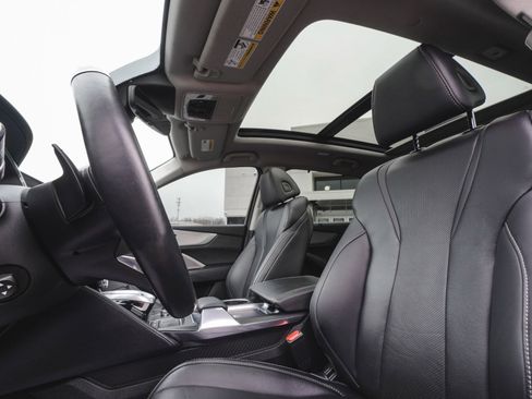 Used 2023 Acura MDX SH-AWD w/ Technology Package image 32