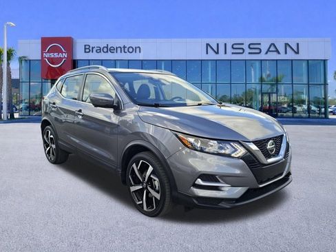Certified 2022 Nissan Rogue Sport SL image 3