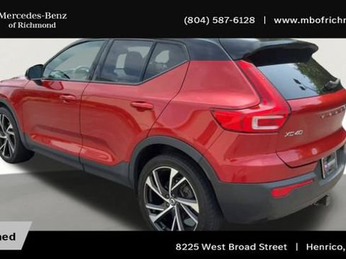 Used 2021 Volvo XC40 T5 R-Design w/ Advanced Package AWD/4WD image 8