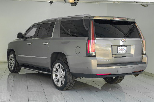 Used 2018 Cadillac Escalade ESV Luxury RWD image 8
