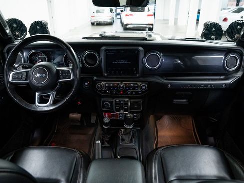 Used 2022 Jeep Wrangler Unlimited Rubicon w/ Trailer Tow Package image 7