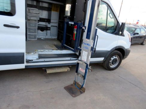 Used 2016 Ford Transit 350 148 Medium Roof image 31