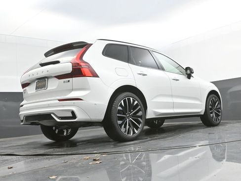 New 2026 Volvo XC60 B5 Ultra w/ Protection Package Premier AWD/4WD image 35