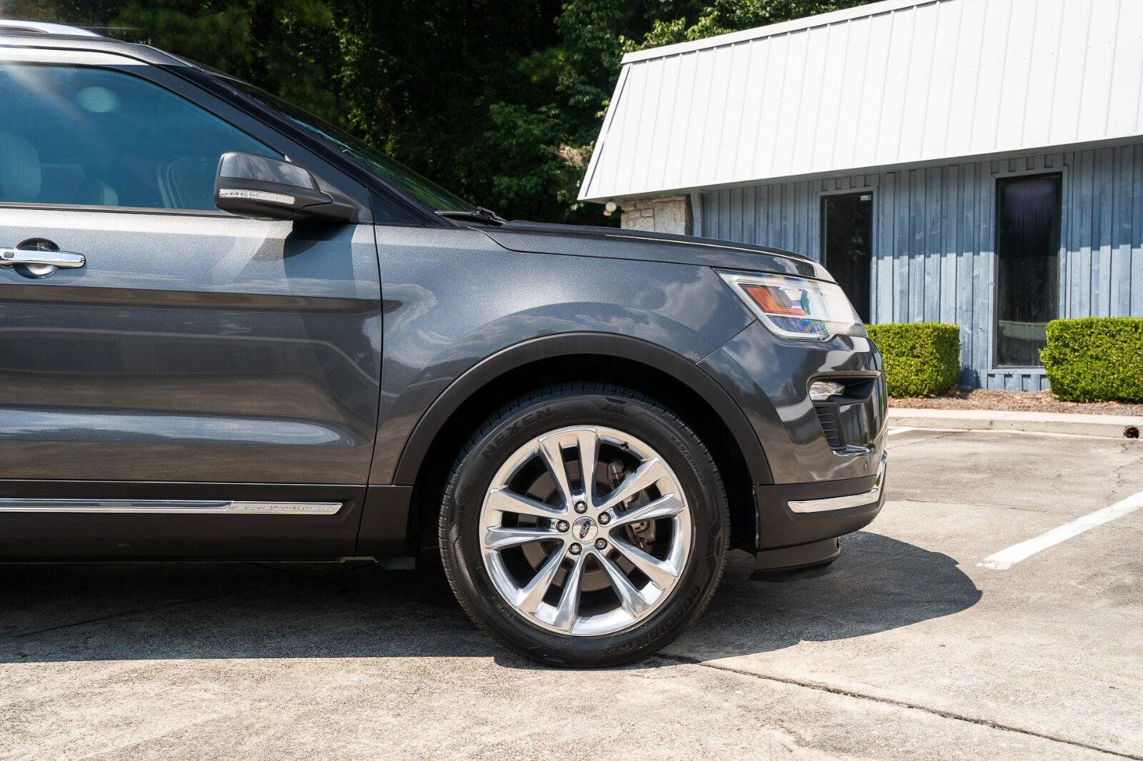 Used 2018 Ford Explorer Limited FWD image 13