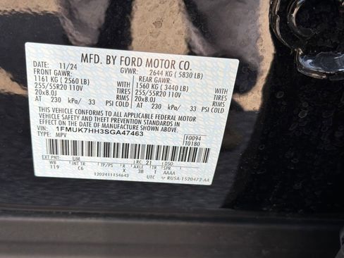 Used 2025 Ford Explorer Platinum RWD image 43