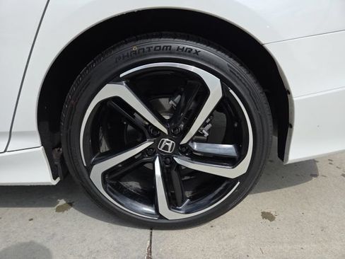 Certified 2021 Honda Accord Sport image 11