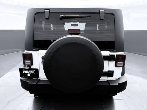 Used 2013 Jeep Wrangler Sport AWD/4WD image 6