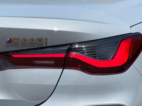 Used 2022 BMW M440i Convertible RWD image 27