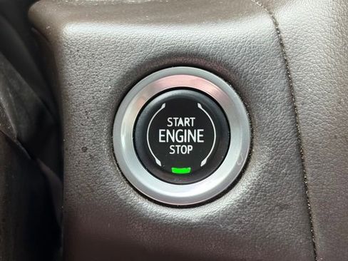 Used 2023 Chevrolet Suburban LS AWD/4WD image 26