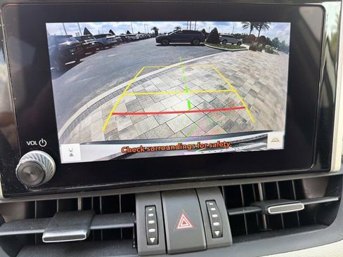 Used 2023 Toyota RAV4 XLE Premium image 33