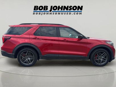 Used 2025 Ford Explorer ST