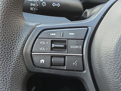 Used 2023 Honda CR-V EX image 17