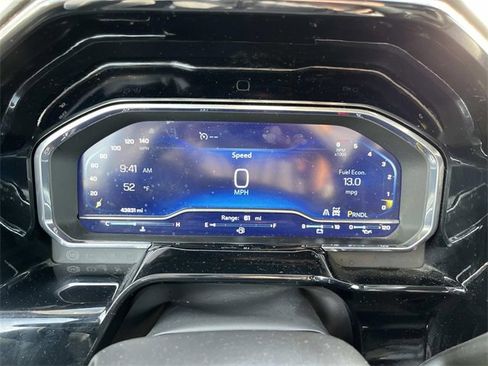 Used 2024 Chevrolet Silverado 2500 LT image 34