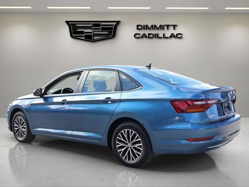 Used 2019 Volkswagen Jetta SEL image 3
