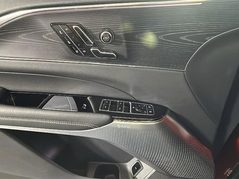 Used 2024 Cadillac Lyriq Luxury w/ LPO, Floor Liner Package image 27