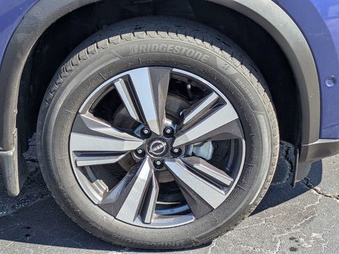 Used 2023 Nissan Rogue Platinum AWD/4WD image 11