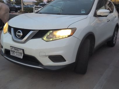 Used 2015 Nissan Rogue SV w/ SV Premium Package