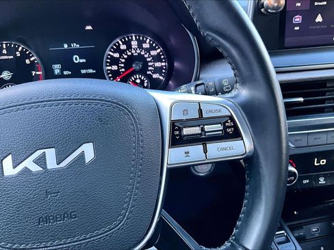 Used 2022 Kia Telluride EX w/ EX Premium Package FWD image 25