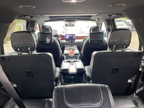 Used 2019 Lincoln Navigator L Reserve AWD/4WD image 33