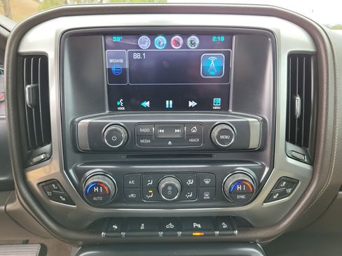 Used 2015 Chevrolet Silverado 2500 LTZ w/ LTZ Plus Package image 9