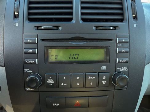 Used 2009 Kia Spectra LX image 17