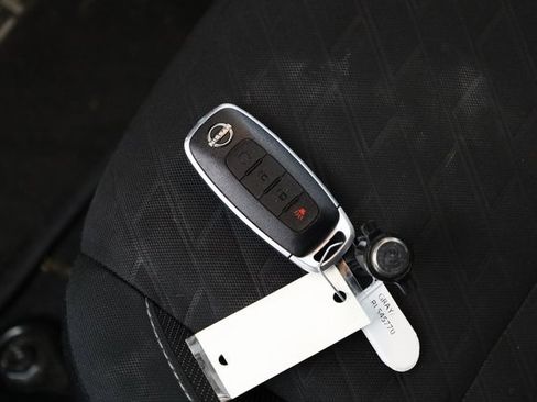 Certified 2024 Nissan Kicks SV image 27