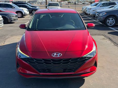 Used 2021 Hyundai Elantra SEL w/ Convenience Package FWD image 12