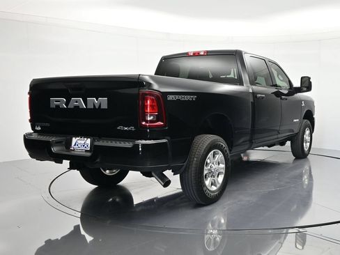 New 2026 RAM 3500 Big Horn AWD/4WD image 5