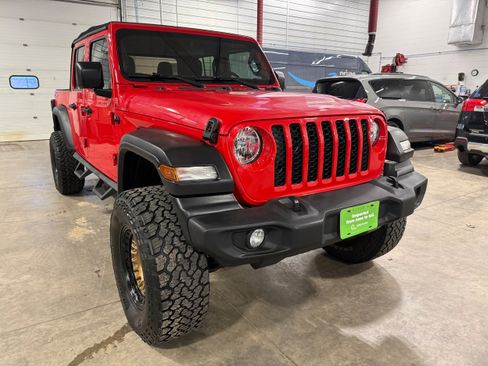 Certified 2020 Jeep Gladiator Sport w/ Quick Order Package 24S image 1