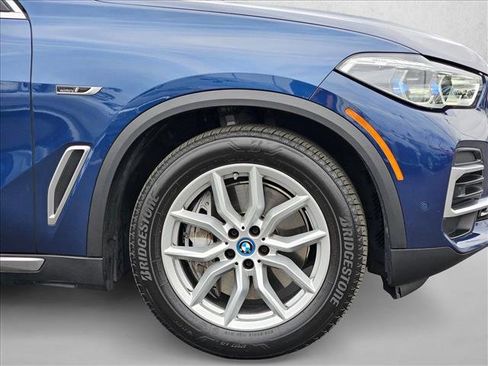 Certified 2023 BMW X5 xDrive45e w/ Executive Package image 25