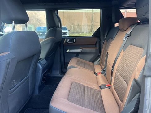 Used 2023 Ford Bronco Outer Banks image 15